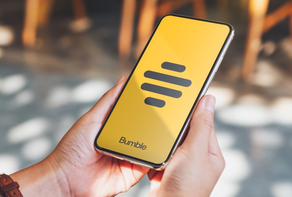 Bumble users can now report profiles that use AI-generated photos