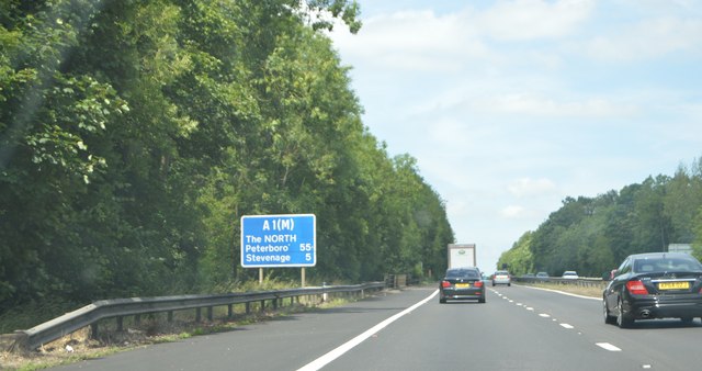 File:A1(M), northbound - geograph.org.uk - 4646738.jpg