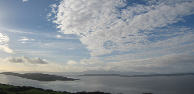 File:Firth Of Clyde - geograph.org.uk - 239933.jpg