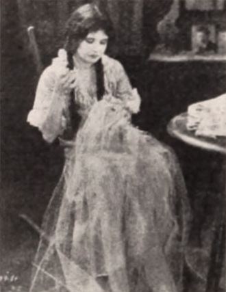 File:First Love (1921) - 24.jpg