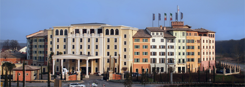 File:Colosseo.jpg