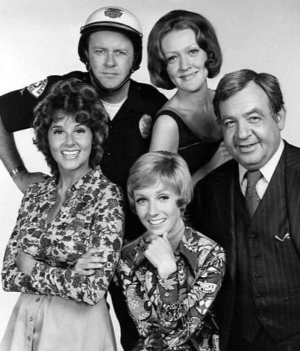 File:Sandy Duncan Show cast 1972.JPG