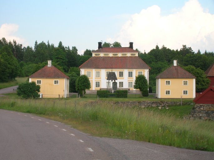 File:Godegårds herrgård närbild 2005-07-08.jpg