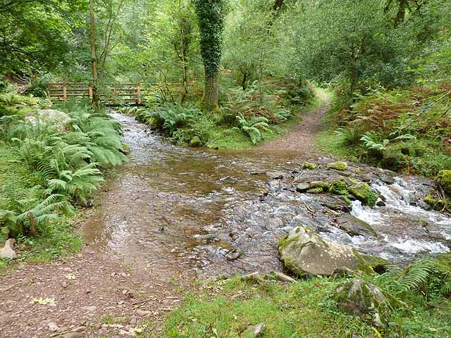 File:Footbridge 5 and ford 7 - geograph.org.uk - 2611123.jpg