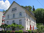 Ehemalige Seidenweberei, Pferdestall/Geschäftshaus mit Restaurant