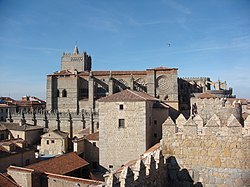 Panorama della città con la cattedrale