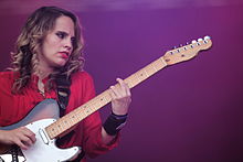 Anna Calvi v roce 2011