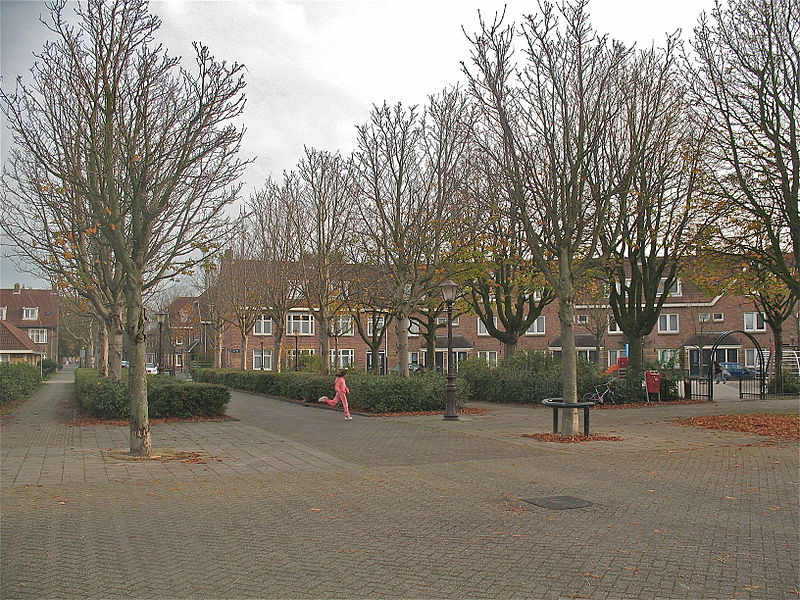 File:Amsterdam - Jac. P. Thijsseplein.JPG