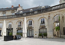 Le pré aux clercs, Place de la Libération