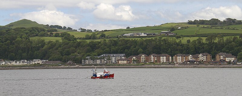 File:"Guide Me" Fishing Boat off Hollywood, Largs (19486936592).jpg