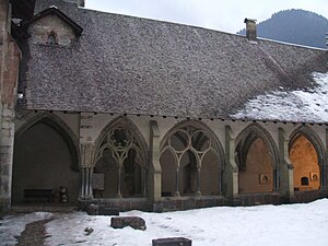 Galeries nord et est du cloître.