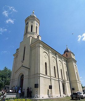 L'église Saint-Côme et Saint-Damien d'Azanja