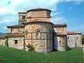 Colegiata de Santa Cruz de Castañeda, fachada oriental.