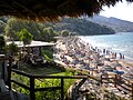 La spiaggia attrezzata di Porto Azzurro