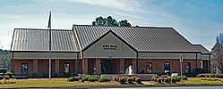 City hall in Baxley