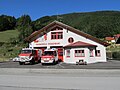 Feuerwehrhaus der Freiwilligen Feuerwehr Weißenburg in der Tiefgrabenrotte, welches von 2009 bis 2012 auf Basis des 1980 errichteten Feuerwehrhauses saniert und erweitert wurde (2012)