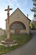 Photographie en couleurs, représentant une chapelle.