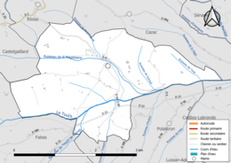 Carte en couleur présentant le réseau hydrographique de la commune