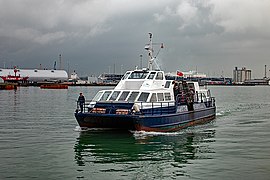 Hythe Scene approaching Town Quay