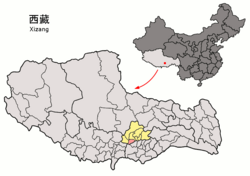 Location of Qüxü County (red) within Lhasa City (yellow) and the Tibet Autonomous Region