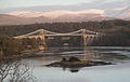 La Ponte Colgante de Menai vistu dende l'A4080, cerca de la Ponte Britannia