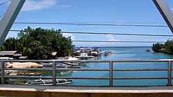 De haven en Loboc Rivier in Loay.