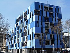 Edificio Blau (2009), de Antoni de Moragas, Eva Mercader Oliver y Susanna Itarte Rubió.