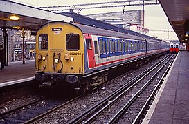 302 203 at Barking on a Pitsea service in 1993