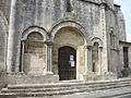 Église Saint-Pierre, Querhausportal