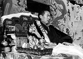 De vijfde rinpoche in 1938