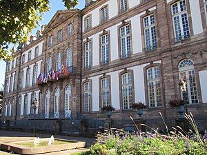 Français : Hôtel de ville - façade côté Place Broglie