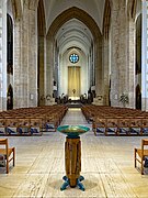 Guildford cathedral nave