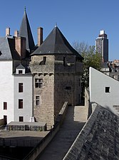 Château, tour du vieux donjon