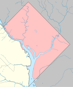 Map showing location of National Landing in Arlington County and Alexandria in Northern Virginia, along with nearby areas in Washington, D.C. and Maryland.