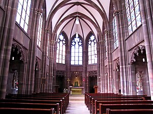 Français : Intérieur de la chapelle de la Toussaint