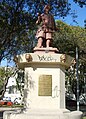 Monumento a Juan Godoy.