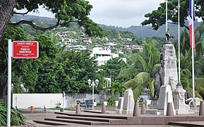 Le monument aux morts de Papeete.