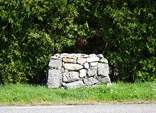 Postament till milstolpe nära Söderby (RAÄ-nummer Munsö 38:1)