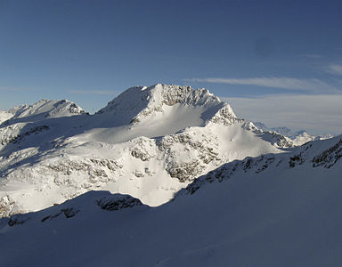 Blick vom Gipfel zum Piz Por