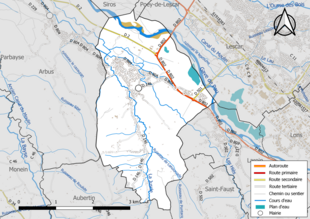 Carte en couleur présentant le réseau hydrographique de la commune