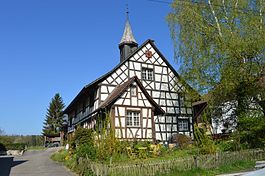 The old school house in Fahrhof