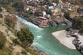 Devprayag, Bhagirathi Alaknandari lotzen zaionean Ganges bera osatzeko