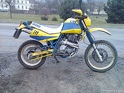 Suzuki DR 600