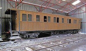 La voiture ABf 91 du Chemin de fer du Vivarais.