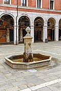   Fountain in the Campo St. Giacometo