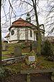 Friedhofskapelle mit Kriegsopfer-Gedenkstätte