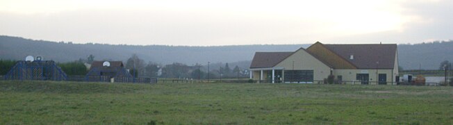 La salle des fêtes et Agorespace.