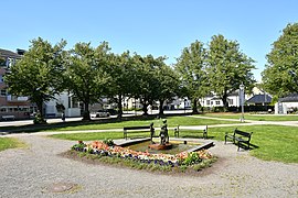 Kirkeparken sett fra Stockfleths gate foran kirken. Foto: Helge Høifødt