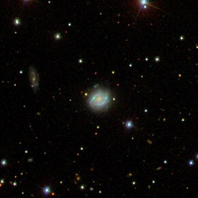 NGC 573 a LEDA 212777 na snímku SDSS