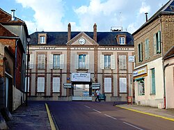 Skyline of Thorigny-sur-Oreuse